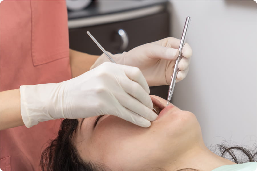 早期発見早期治療！<br>むし歯・歯周病のチェック